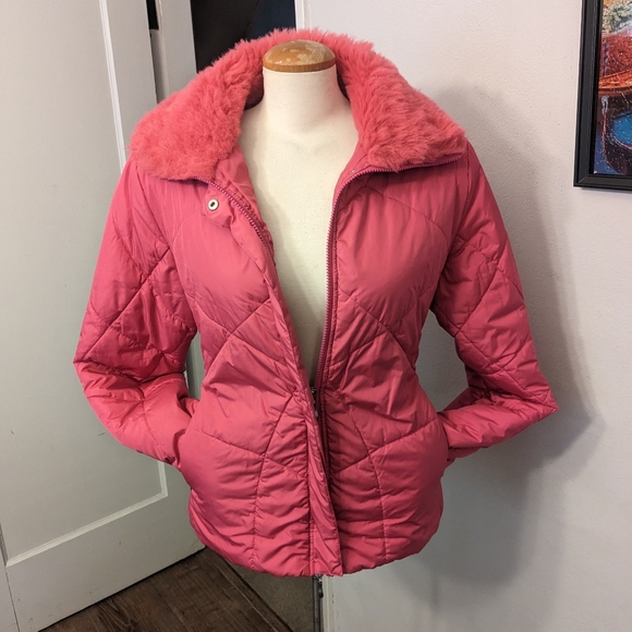 Guess Jacket size Small. - Picture 9 of 13